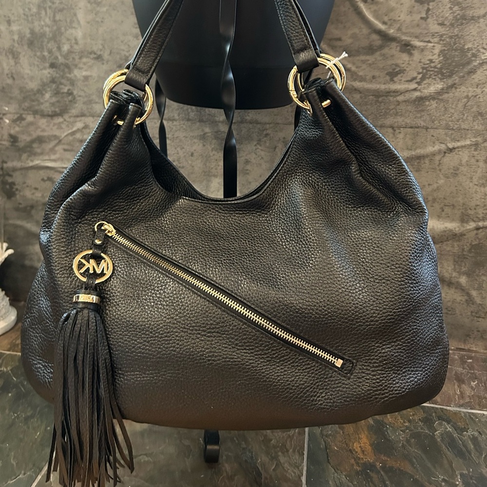 Black Leather Shoulder Bag